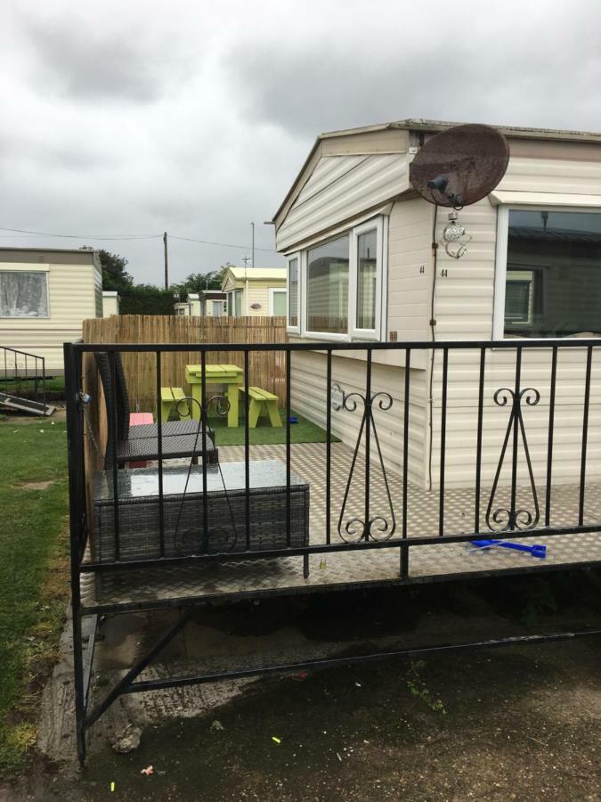 4 Bedroom Caravan Ingoldmells Skegness Ngoại thất bức ảnh